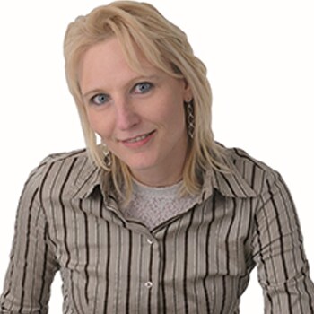 Andrea Weiss